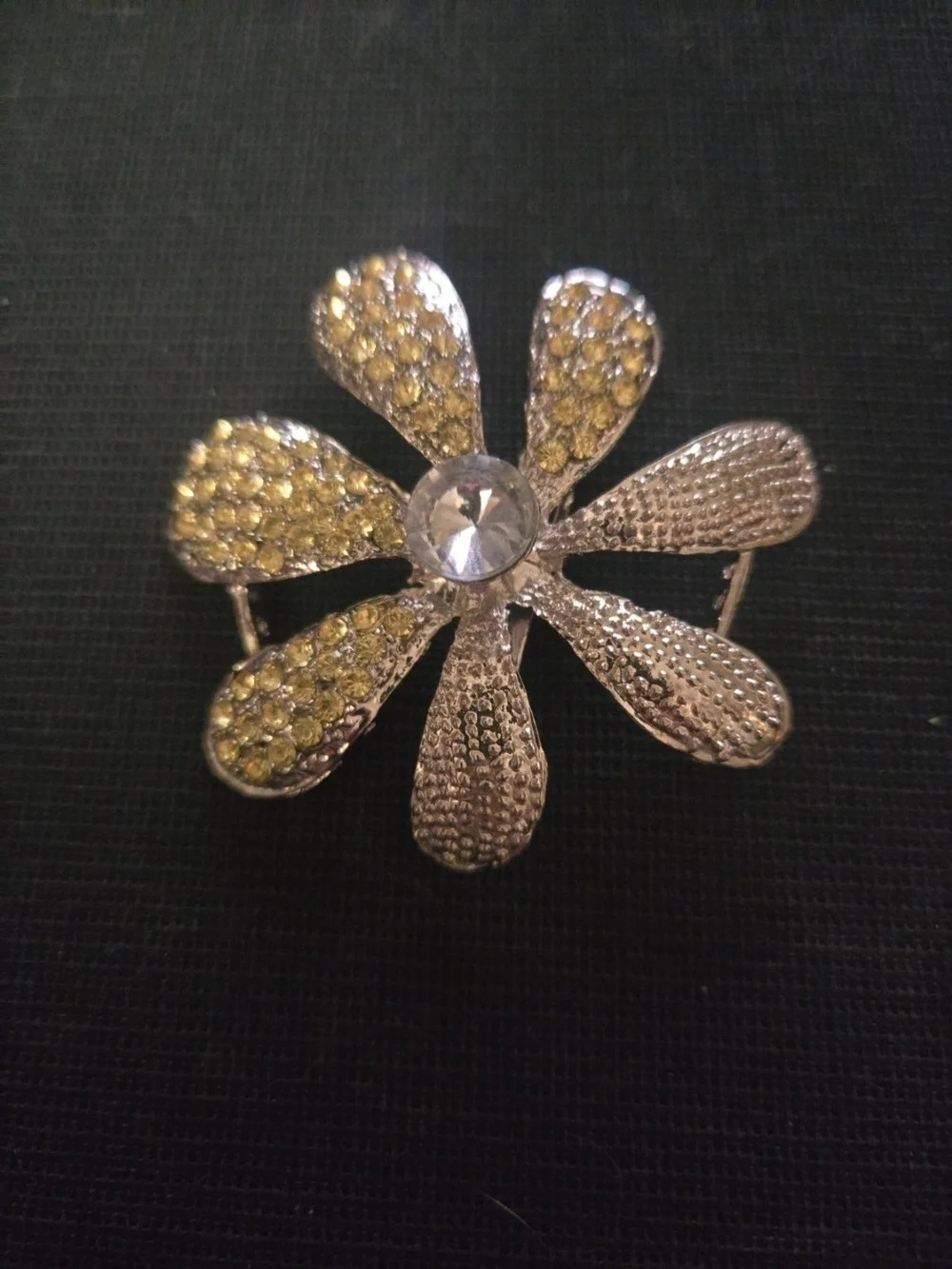 Gold and Yellow Floral Crystal Brooch - Women Jewelry Pre-loved